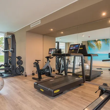 ホテル Aqa Palace カオルレ