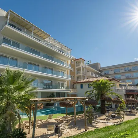 ホテル Aqa Palace 4*