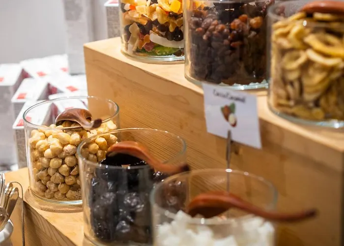 فندق Aqa Palace كاوْرلي