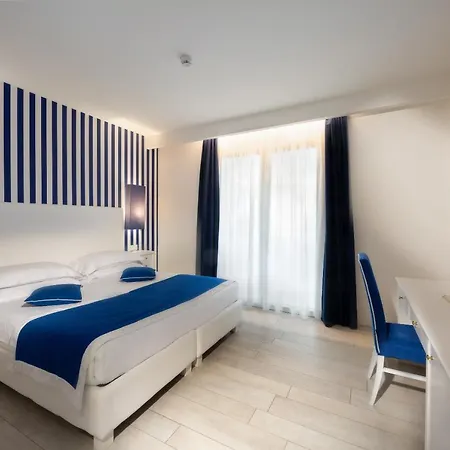 Aqa Palace Hotel