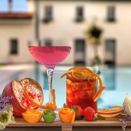 Aqa Palace Hotel 4*